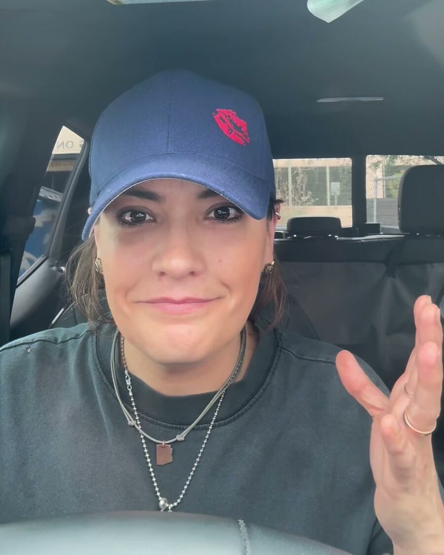 Maria Mazon en su video de Instagram del 23 de septiembre, en el que preguntó a sus seguidores qué los mantiene alejados de Fourth Avenue. (Instagram / @chefmariamazon)
